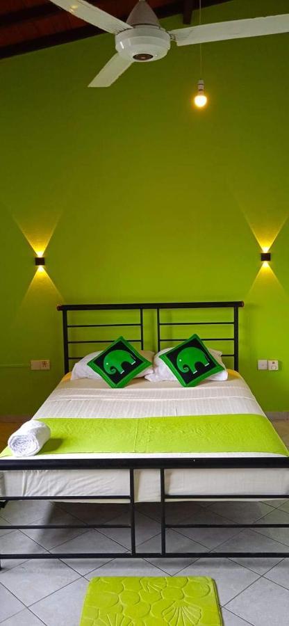 Singithi Villa Unawatuna Buitenkant foto